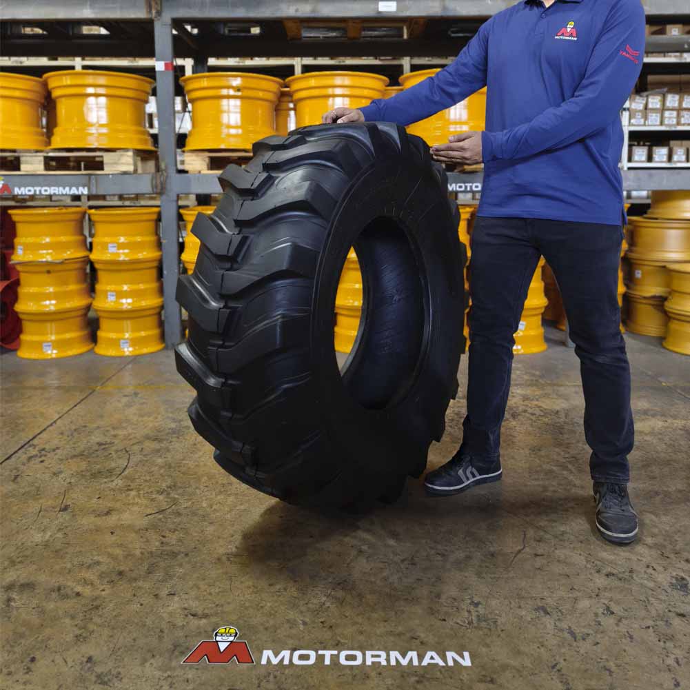 NEUMATICO 16.9-24 R4 (420/85R24) MTQ TRACTOR
